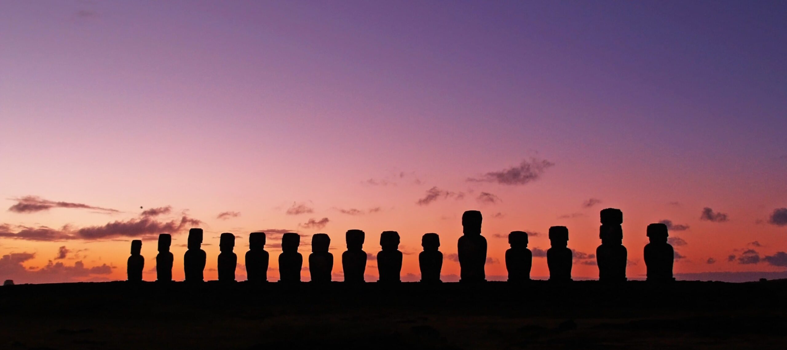 Chili Paaseiland Moai beelden zonsondergang