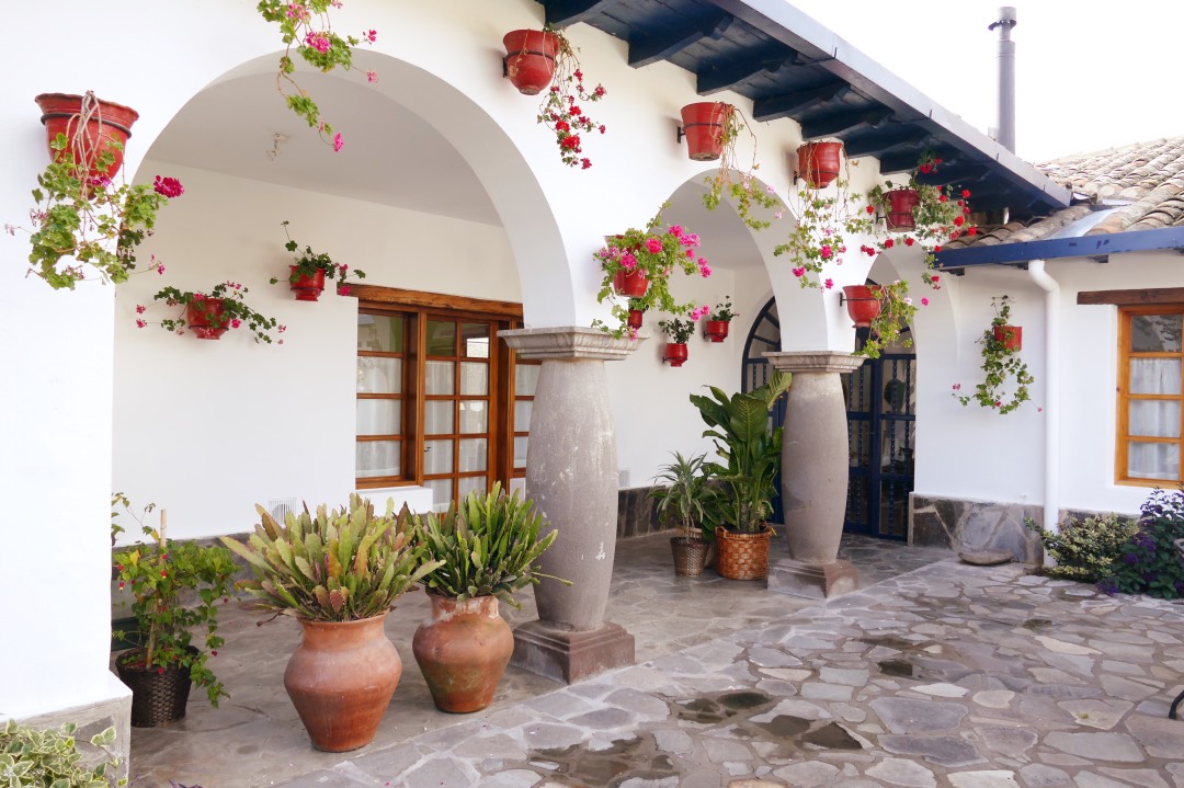 Ecuador Andes Hacienda Zuleta patio