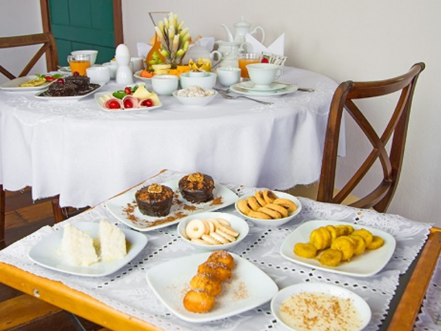 Brazilië Salvador Pousada Solar Dos Deuses Ontbijt