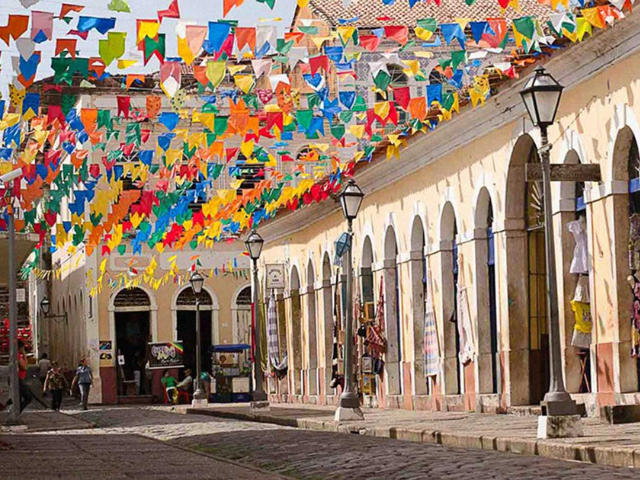 Brazilië Sao Luis Kleurrijke straat