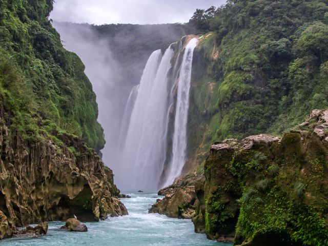 Mexico Tamaposo Watervallen