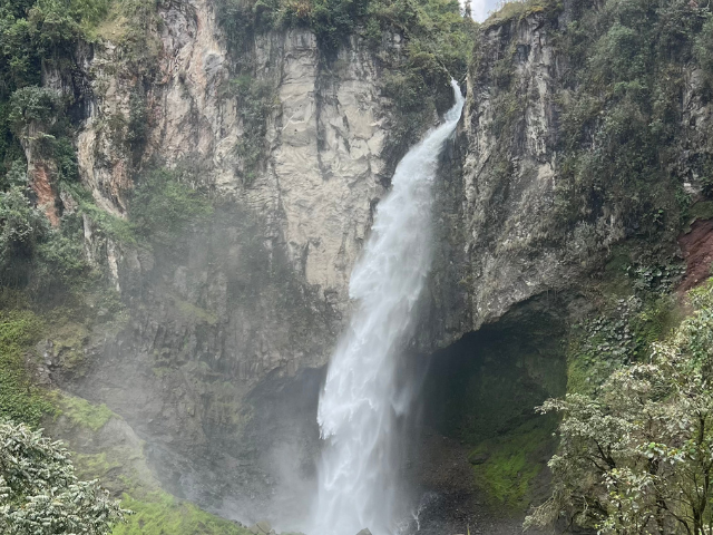 Colombia El Nido Del Condor Waterval