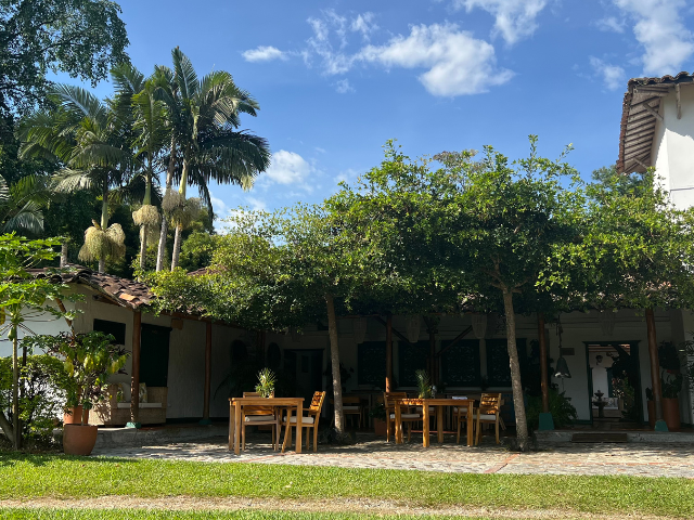Colombia Hacienda Bambusa Restaurant Buiten
