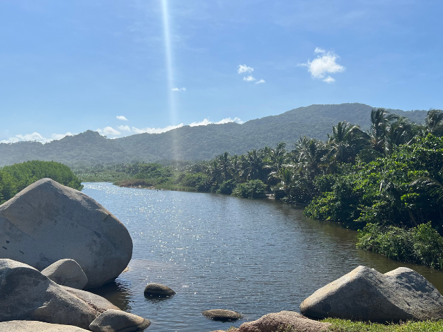 Colombia Tayrona Bergen Zon Water