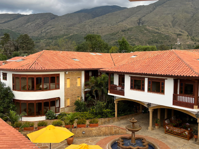 Colombia Villa de Leyva Hotel Campanario Patio