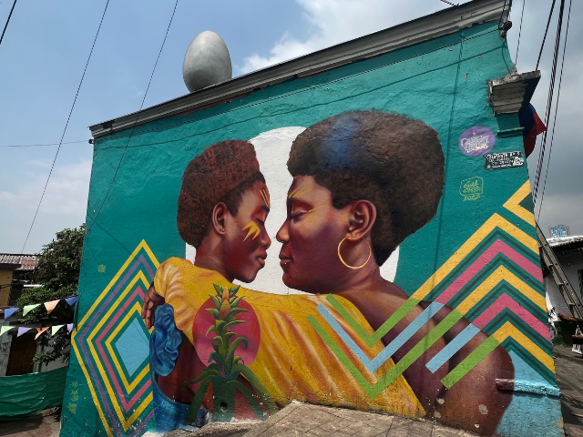 Colombia Bogota Candelaria Graffiti vrouwen