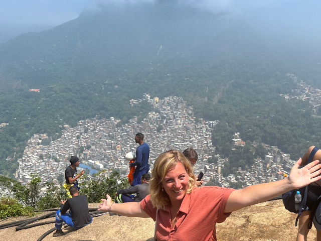 Brazil Rio_Hike Dois Irmoas Nicole