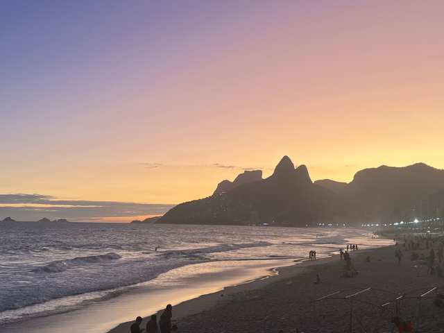 Brazilië Rio de Janeiro Arpoador zonsondergang