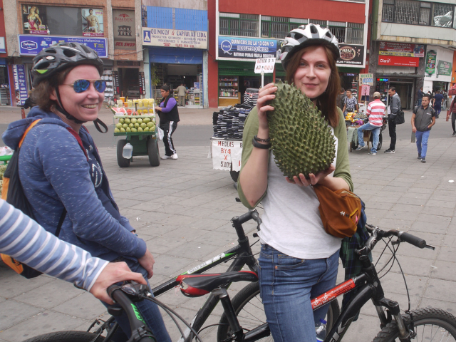 Colombia Bogota fietstour fruitmarkt