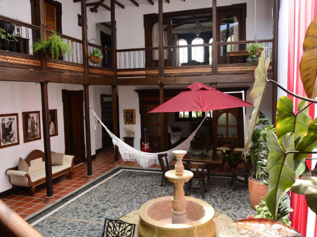 Colombia Salamina Casa Lola Patio