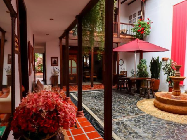 Colombia Salamina Casa Lola Patio