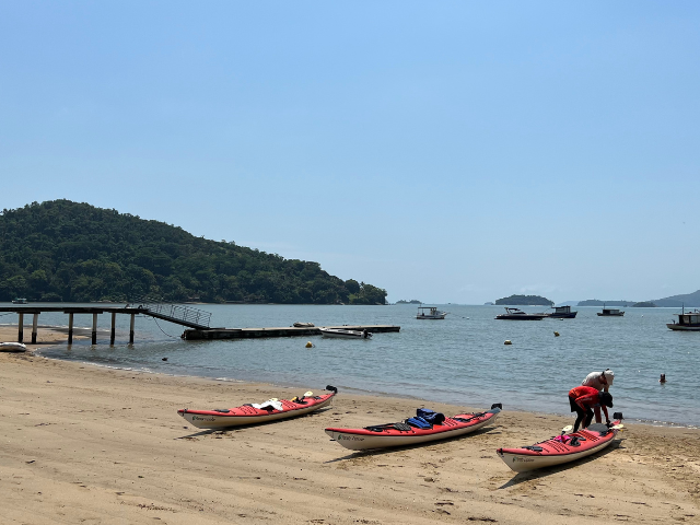 Brazilië Paraty Kajakken strand