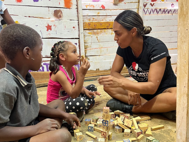 Colombia Mi Barrio Andrea en kids