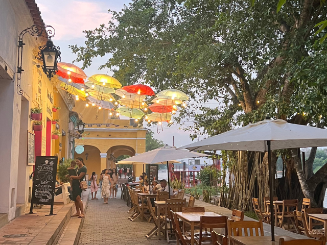 Colombia Mompox Malecon