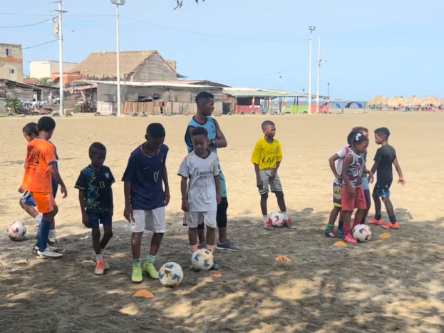 Colombia la Boquilla Voetbal kinderen