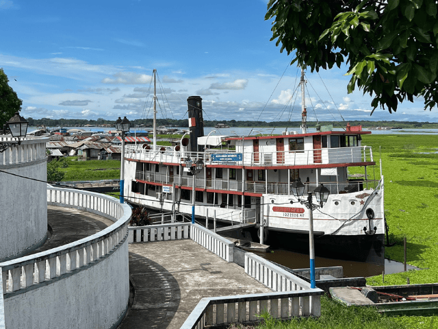 Peru Amazone Cruise Iquitos bootmuseum
