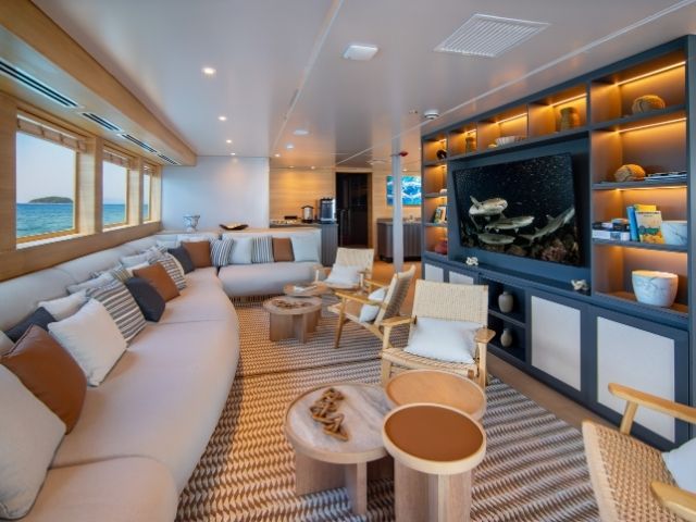 Galapagos cruise Tribute lounge