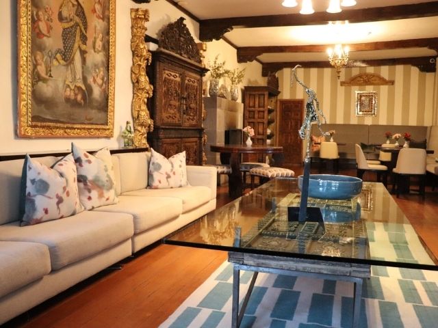 Luxe hotels in Peru Palacio Manco Capac lounge