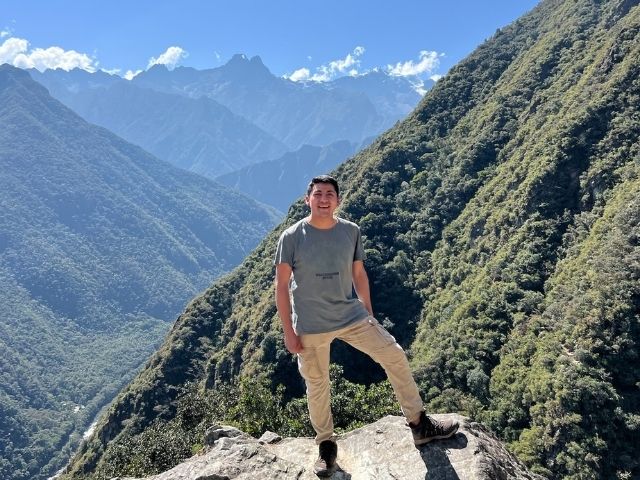 Peru Edson local guide