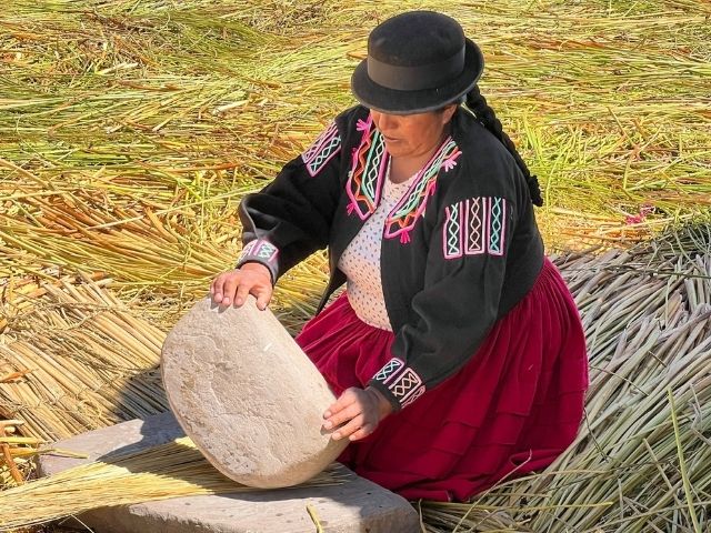 Lake Titicaca Peru demonstratie op Isla Chimu
