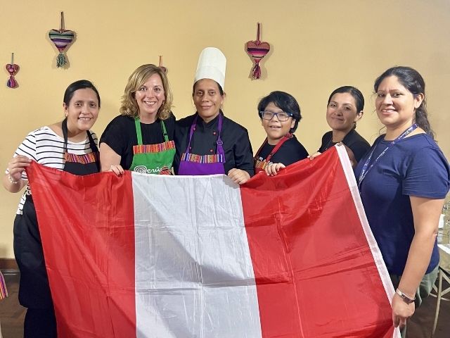 Peru Lima Kookworkshop Nicole met Peruaanse chefs