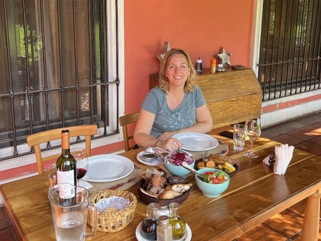 Pampa Argentinie estancia Bandada Nicole lunch